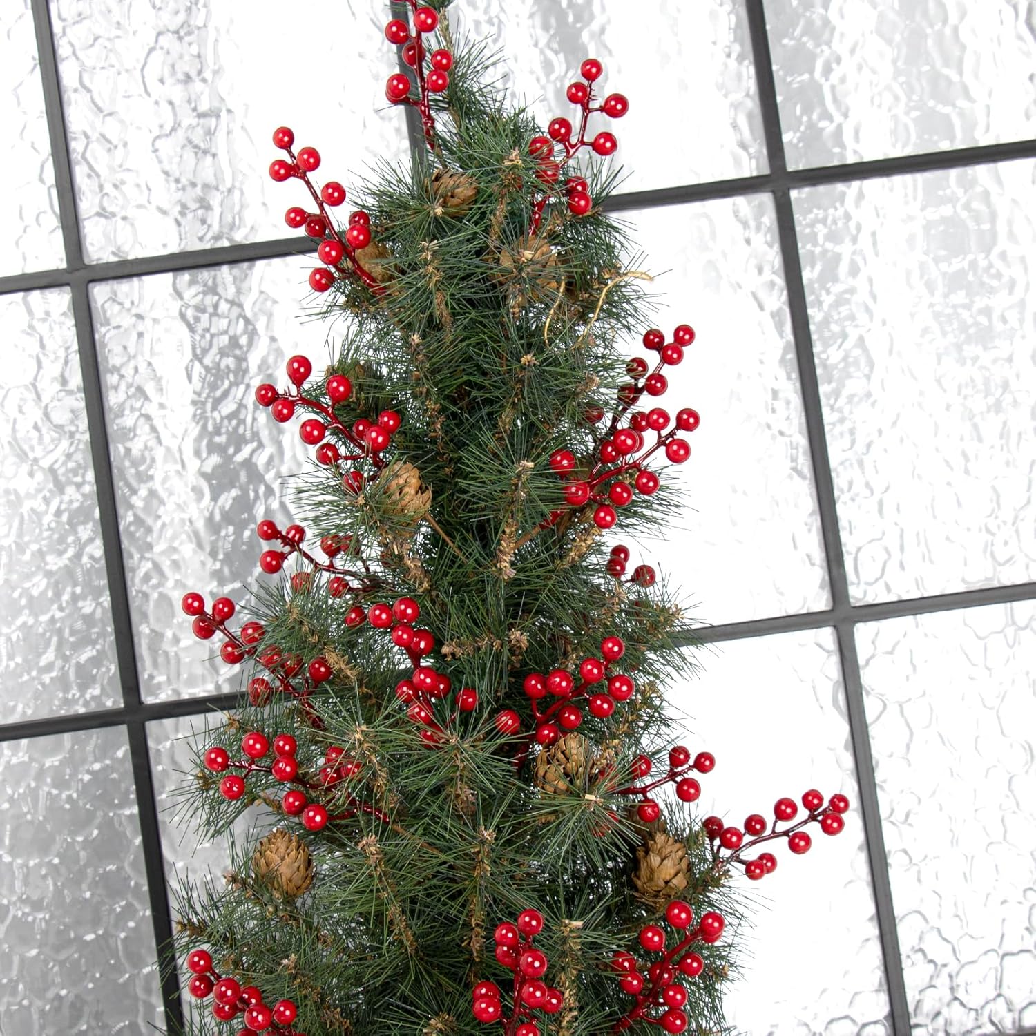 32 Pack Christmas Tree Decorations, Artificial Red Berry Stems 6.5 Inch
